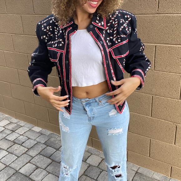 90s Vintage sequins red, white, and black CANDY CANE Christmas jacket 🎄 - Picture 3 of 12